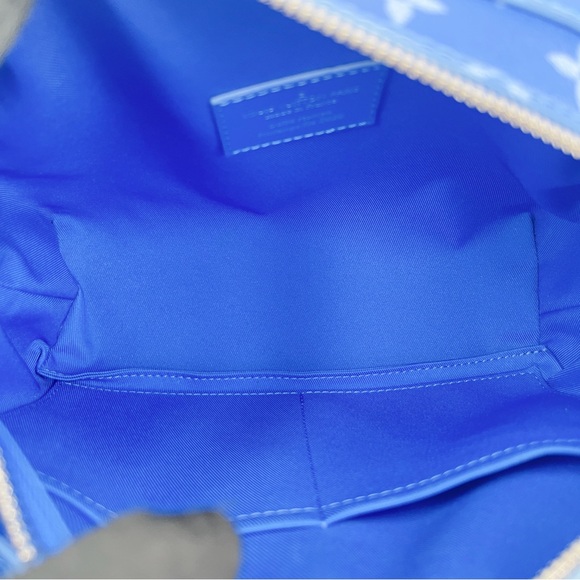 LOUIS VUITTON Soft Trunk Clouds Blue Gradient Monogram Canvas & Leather Trim - Picture 15 of 16